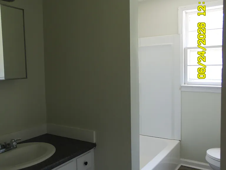 1293 Old Grantham Rd — Photo 2