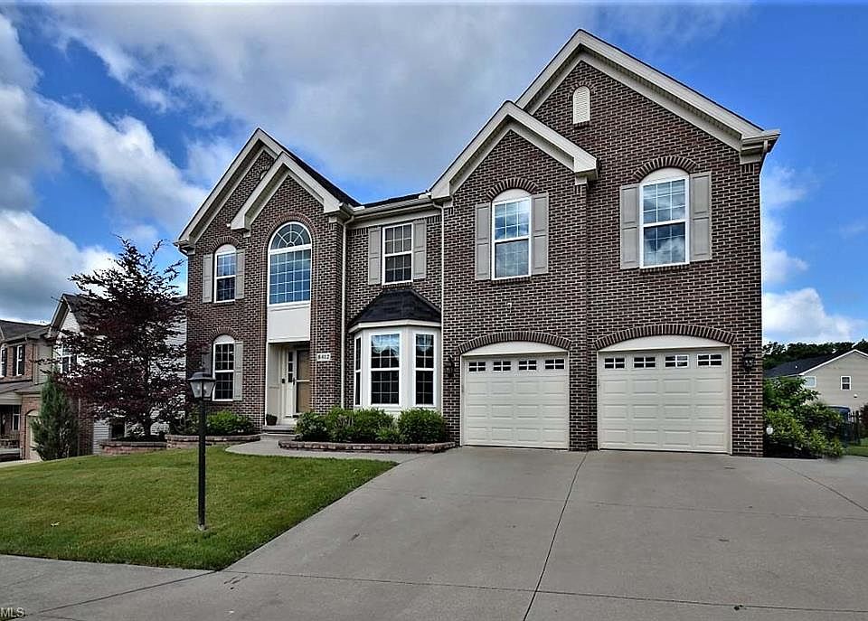 1st image of 8412 Viola Way