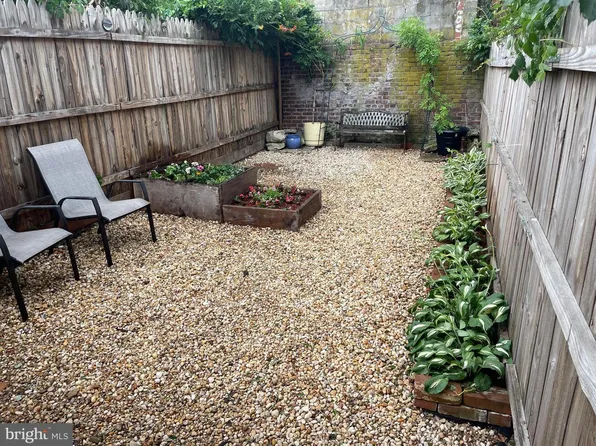 2651 Martha 1/2 St, Philadelphia, PA 19125