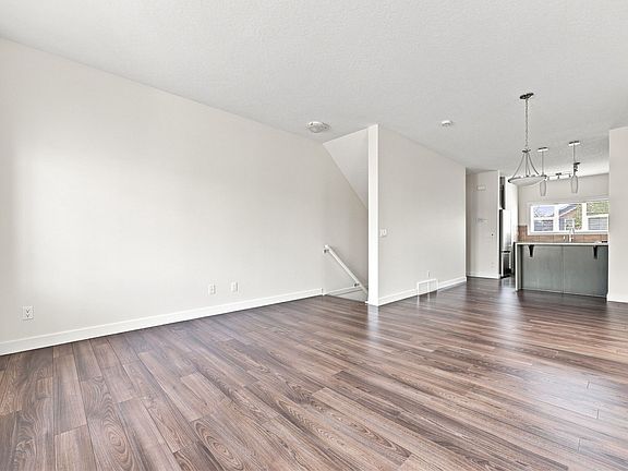 3rd image of 434 Nolan Hill Blvd NW