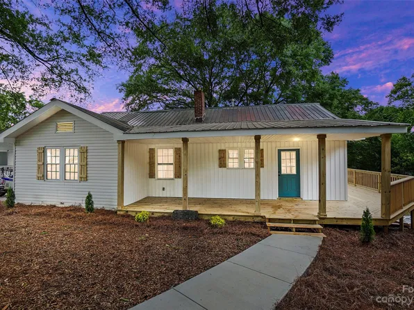 437 16th St, Cramerton, NC 28032