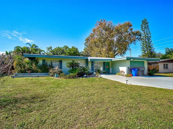 5704 17th St W, Bradenton, FL 34207