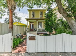 1402 26th St, Galveston, TX 77550