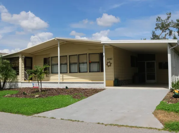 5283 Camelot Dr E #48, Sarasota, FL 34233