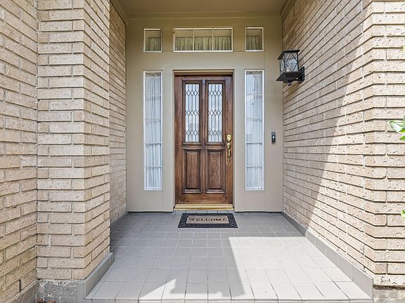4th image of 19611 Atasca Oaks Dr