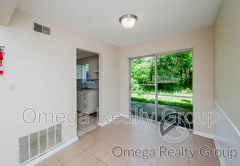 208 Rolling Mill St #7 — Photo 10