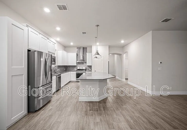 11518 Hollering Pass — Photo 11