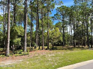 6788 Holton Pl SW, Ocean Isle Beach, NC 28469