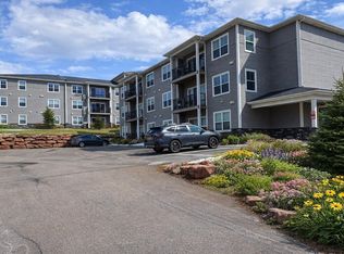 210 Shakespeare Dr #108, Stratford, PE C1B 4B7