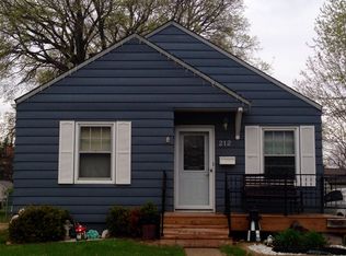 212 E 15th St, Yankton, SD 57078