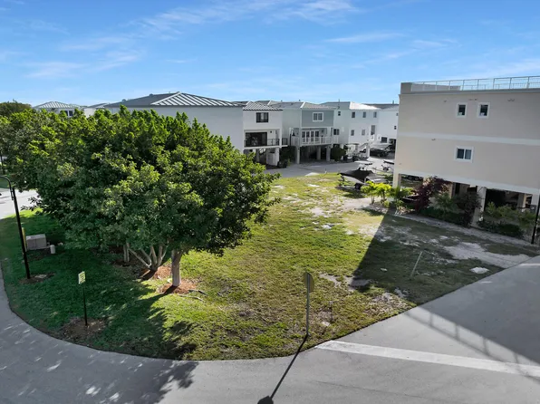 94825 Overseas Hwy #157, Key Largo, FL 33037