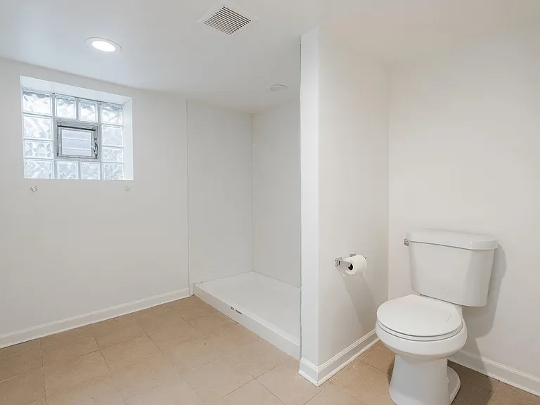 4047 N Moody Ave #GDN — Photo 10