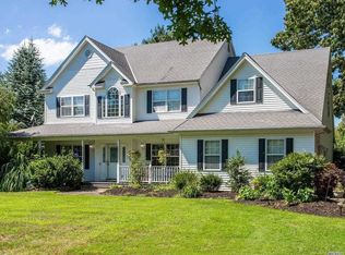 11 Von Hagen Ave, Saint James, NY 11780