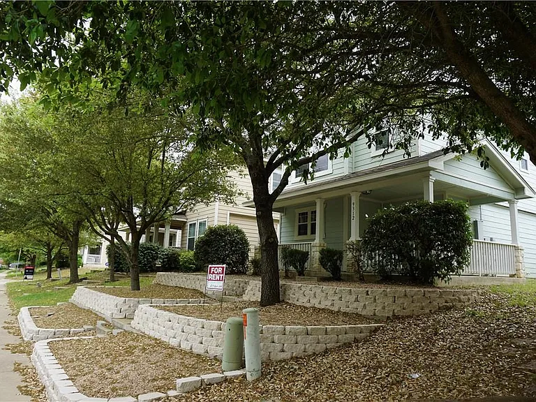 9312 Rowlands Sayle Rd — Photo 3