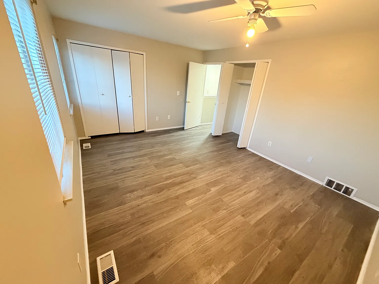 20147 Cumberland Ct — Photo 3