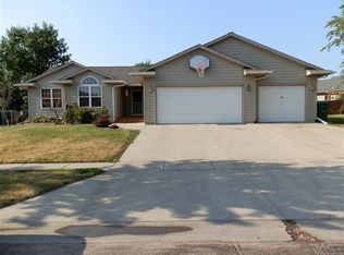 809 E Pine St, Brandon, SD 57005