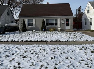 22795 Almond Ave, Eastpointe, MI 48021