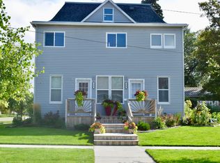 324 10th Ave NE, Devils Lake, ND 58301