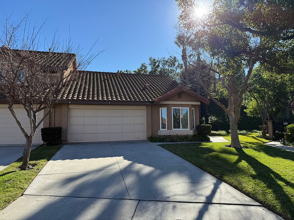 1st image of 641 S Iron Horse Ln #1