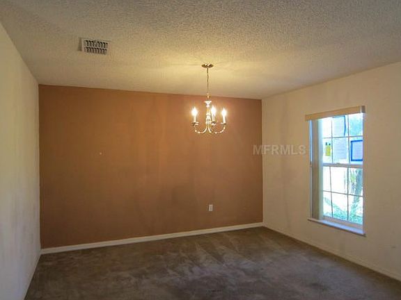 3rd image of 1102 Chichester Ct