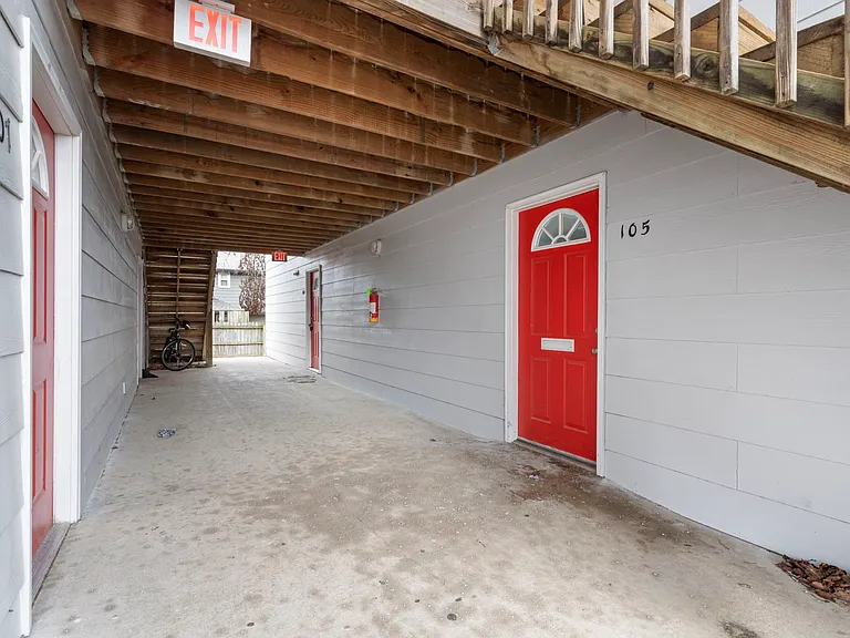 1211 N Viola St — Photo 20