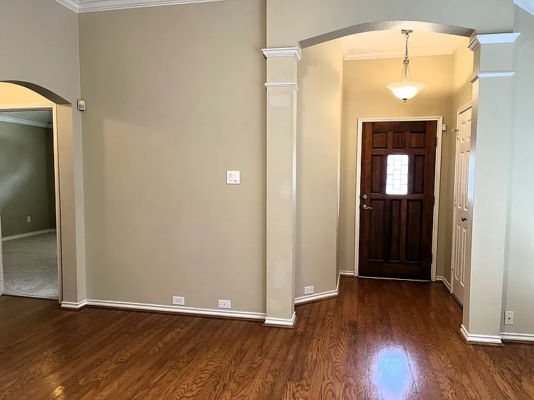312 Moss Hill Rd — Photo 6