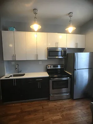 Rented by City Prime Commercial Realty  | media 1