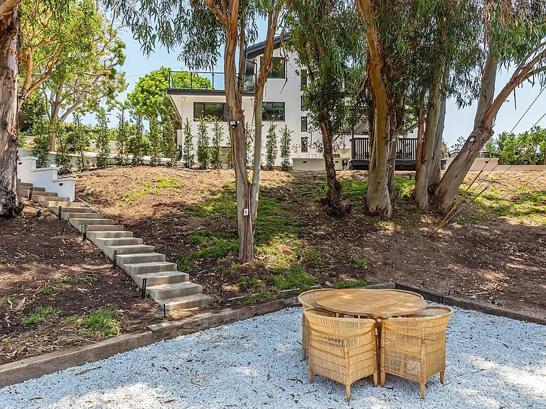 3525 Coast View Dr — Photo 64