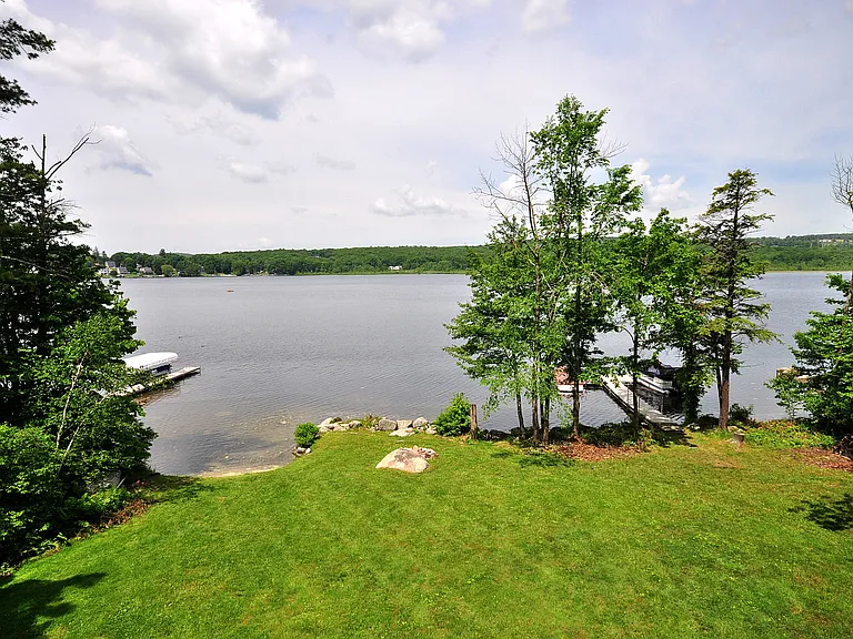 72 Sandy Beach Rd — Photo 32