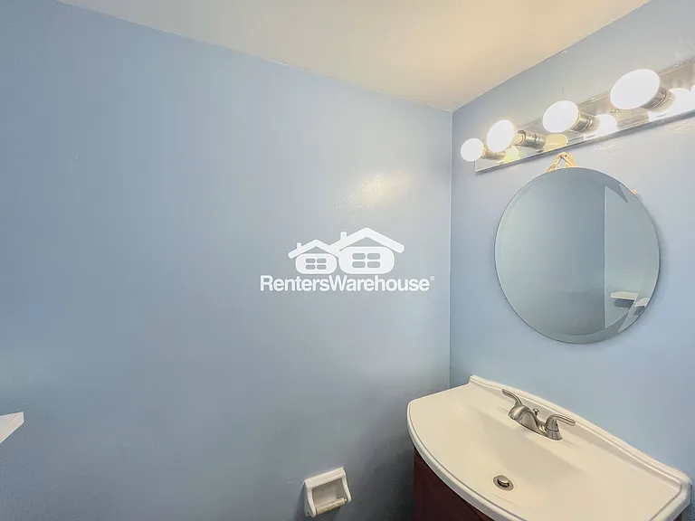 5629 Banbury Ct — Photo 13