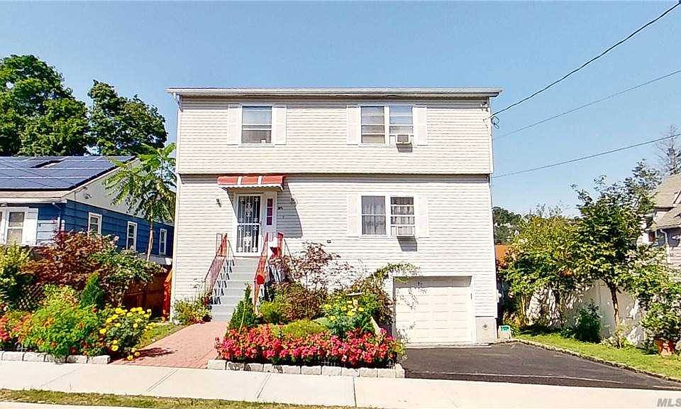 1st image of 29 1/2 S Stone Ave