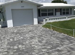 2007 SW 18th St, Boynton Beach, FL 33426