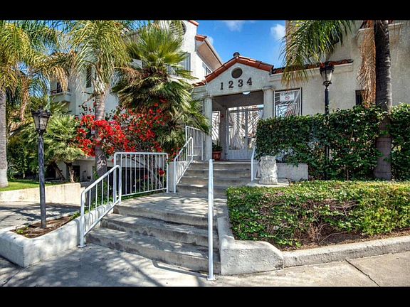 2nd image of 1234 Stanley Ave #204