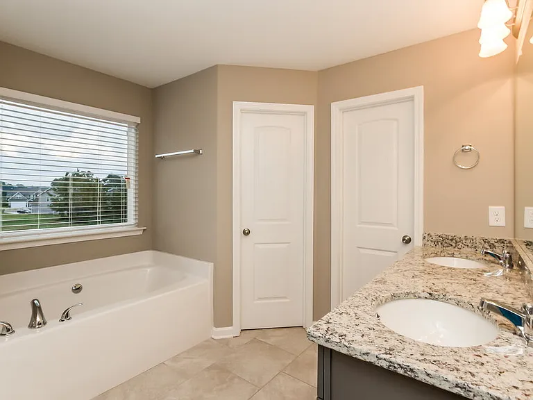 87 Moss Way — Photo 11