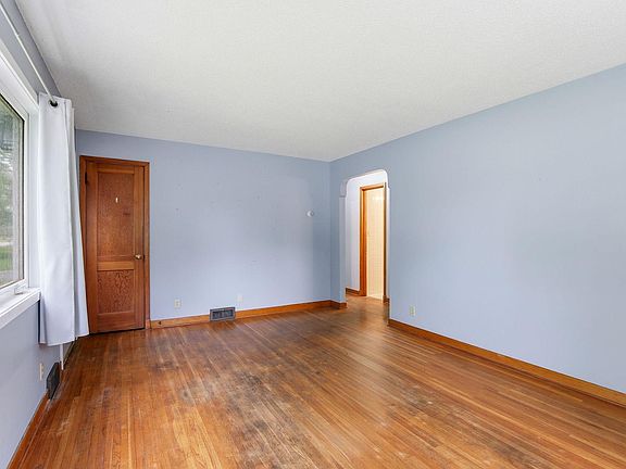 5th image of 7804 Emerson Ave N