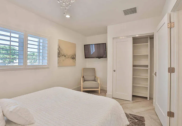 713 Forsyth St — Photo 31