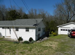 258 East Dr, Oak Ridge, TN 37830