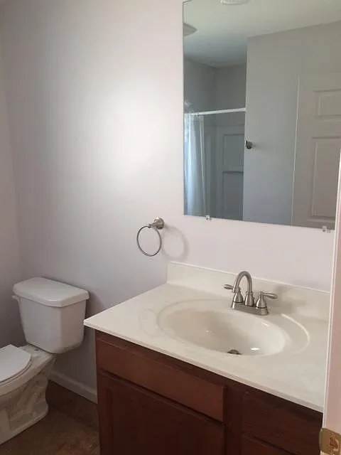 3 bed, 1200 sqft, $2,000 — Photo 1