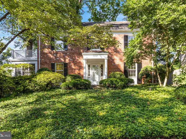 5107 Duvall Dr, Bethesda, MD 20816