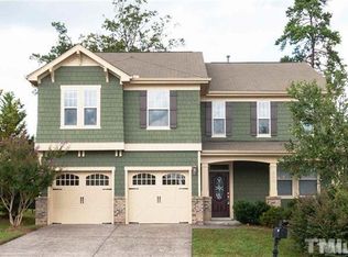 646 Piper Stream Cir, Cary, NC 27519