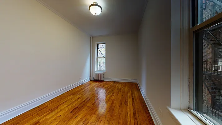 Rented by Bond New York | media 9