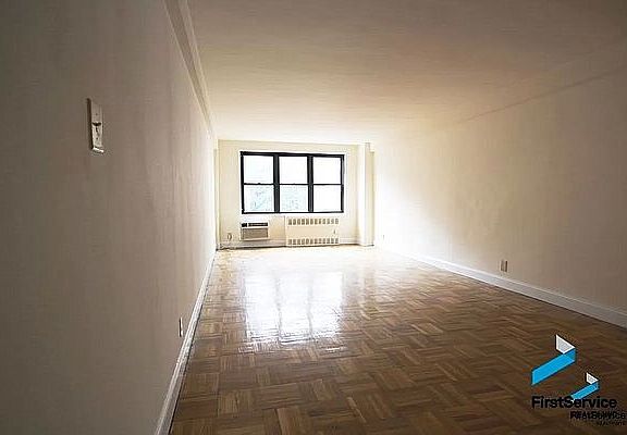 4th image of 141 E 89th St APT 5N