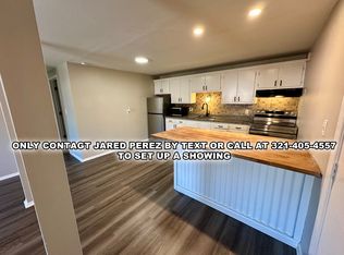 676 S Shore Ct, Vermilion, OH 44089