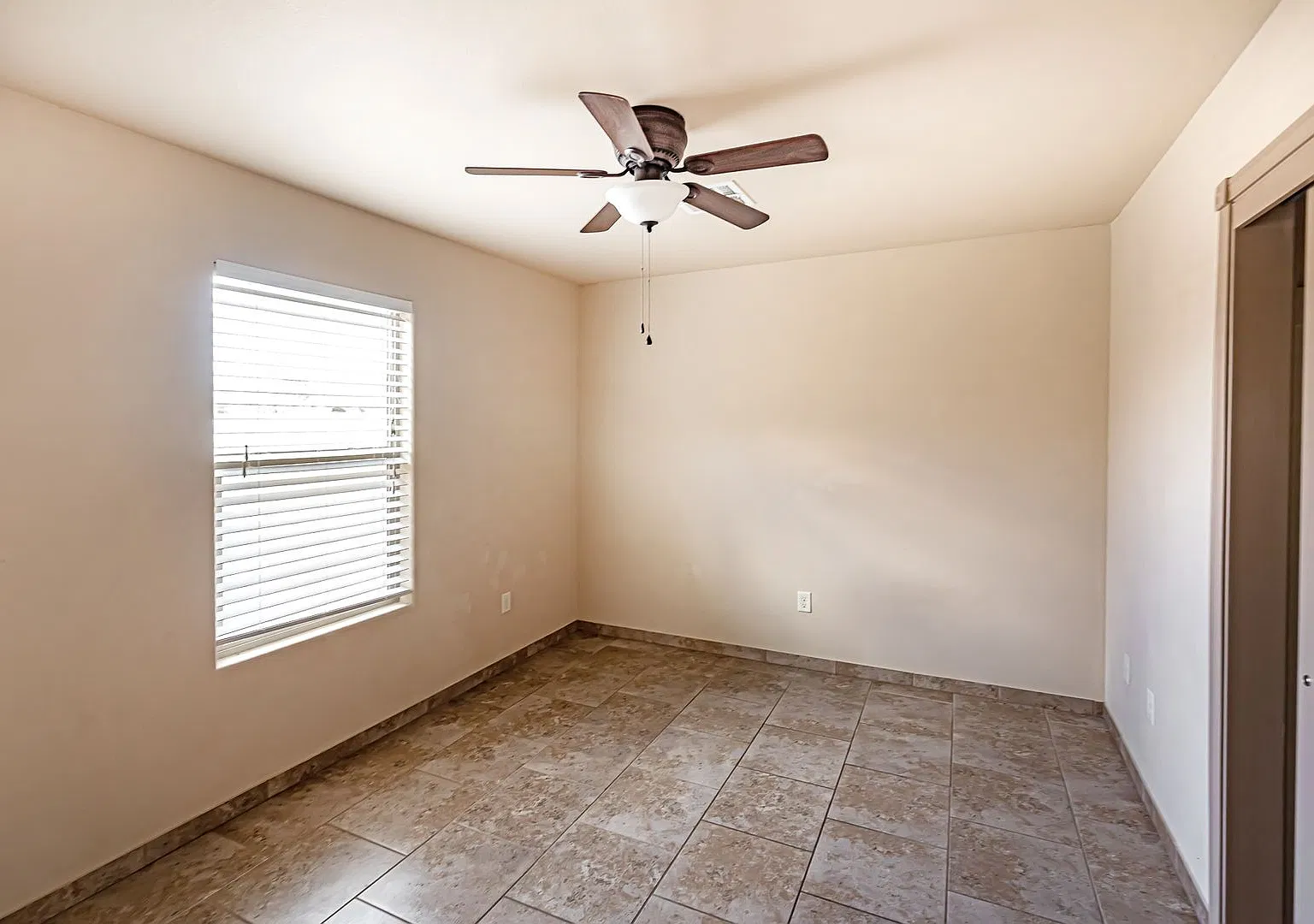 Cute 3 bedroom 2 bath home! — Photo 3
