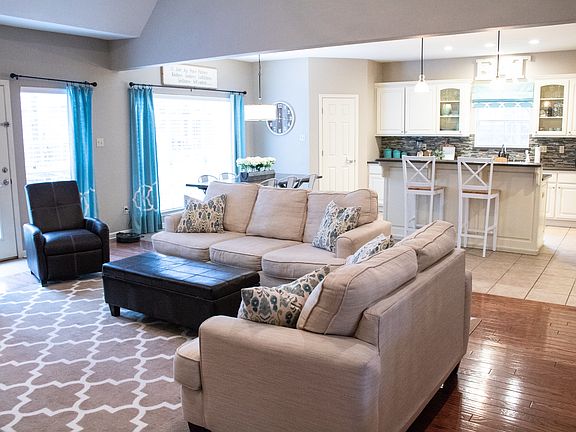 Vaulted living room