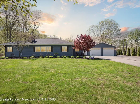 75161 12th Ave, South Haven, MI 49090