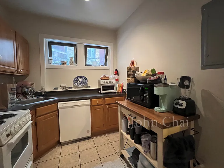 1950 Beacon St #3 — Photo 27