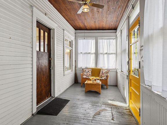 2nd image of 3734 Sheridan Ave N