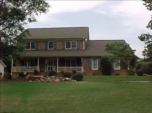 305 S Wingfield Rd, Greer, SC 29650