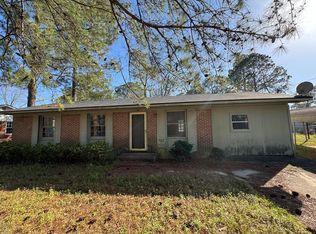 612 Sunset Dr, Tifton, GA 31794